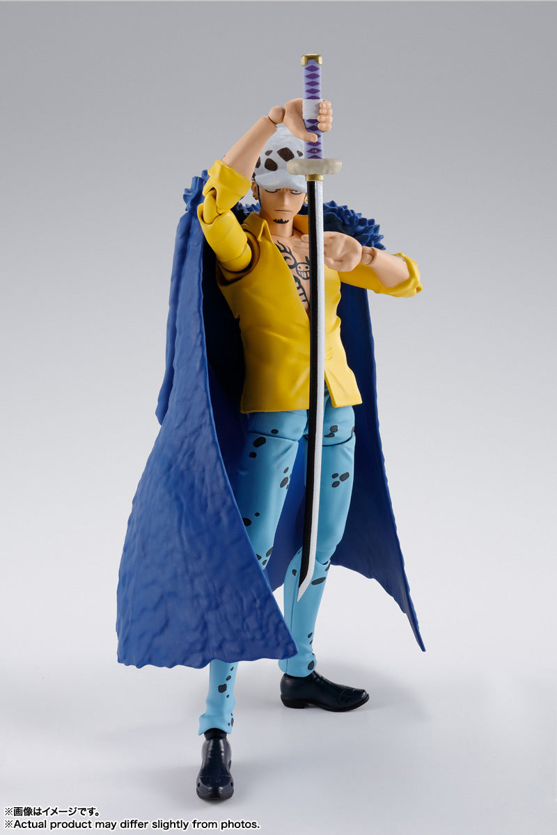 [IN STOCK in AU] S.H.Figuarts One Piece Trafalgar Law -Onigashima Uchiiri-