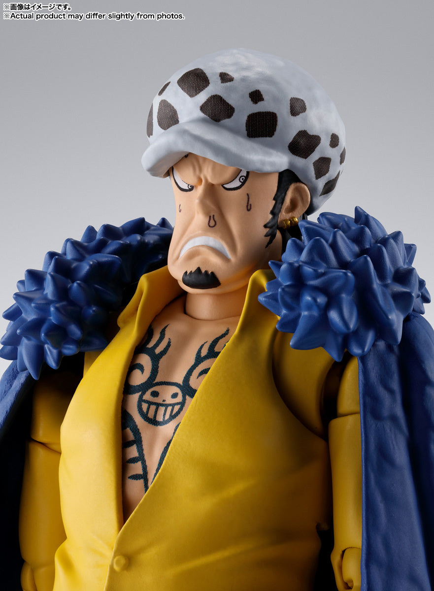 [IN STOCK in AU] S.H.Figuarts One Piece Trafalgar Law -Onigashima Uchiiri-