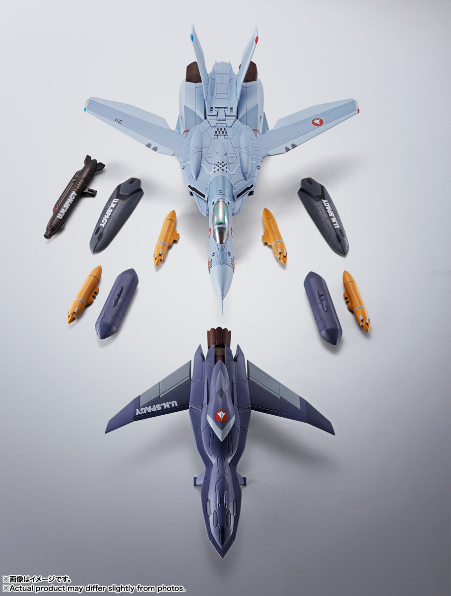 [IN STOCK in AU] Macross Hi-Metal R VF-0A Phoenix (Shin Kudo Use) + QF-2200D-B Ghost