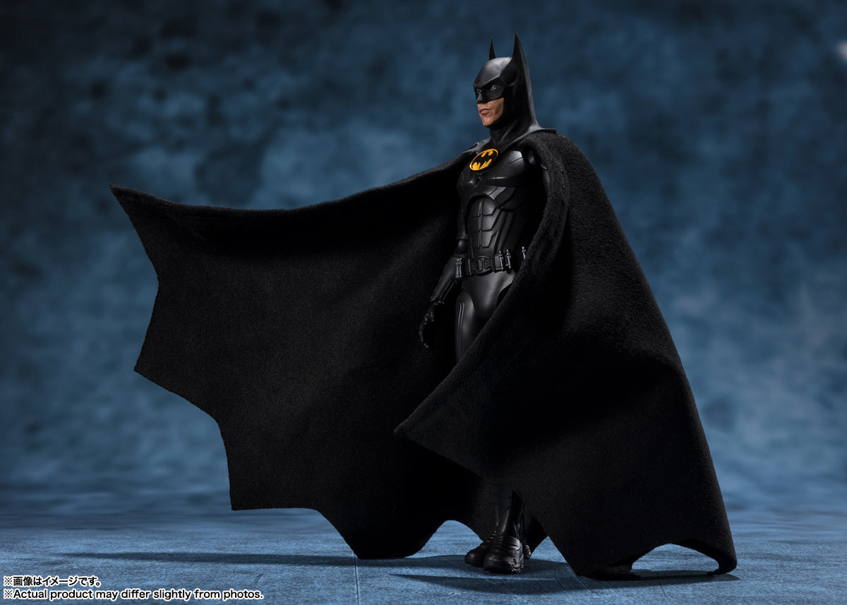 [PRE-ORDER] The Flash S.H.Figuarts Batman Justice League