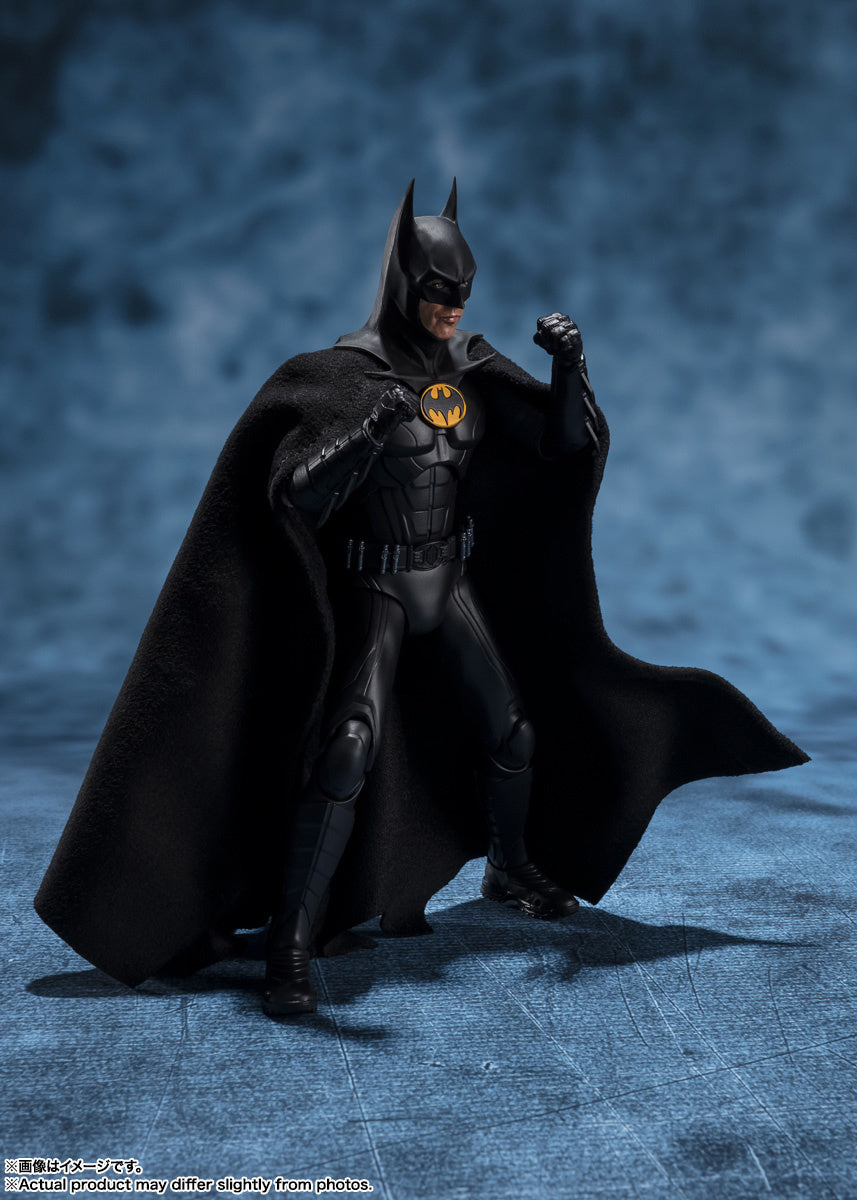 [PRE-ORDER] The Flash S.H.Figuarts Batman Justice League