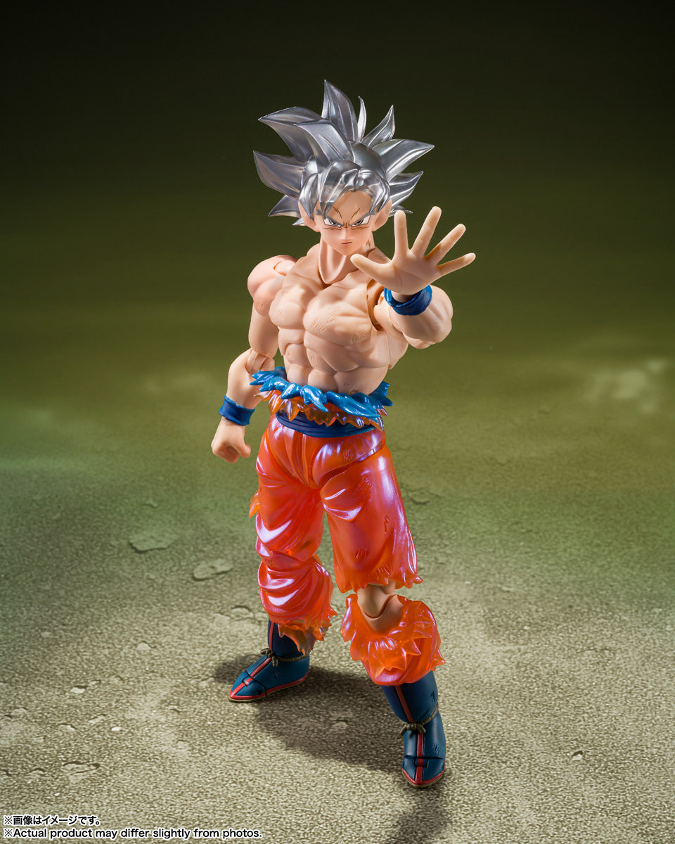 [PRE-ORDER] S.H.Figuarts SON GOKU Ultra ULTRA INSTINCT Breaking Through the Limits!