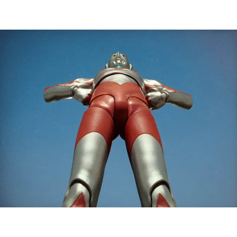 [PRE-ORDER] S.H.Figuarts (SHINKOCCHOU SEIHOU) ULTRAMAN (A TYPE)