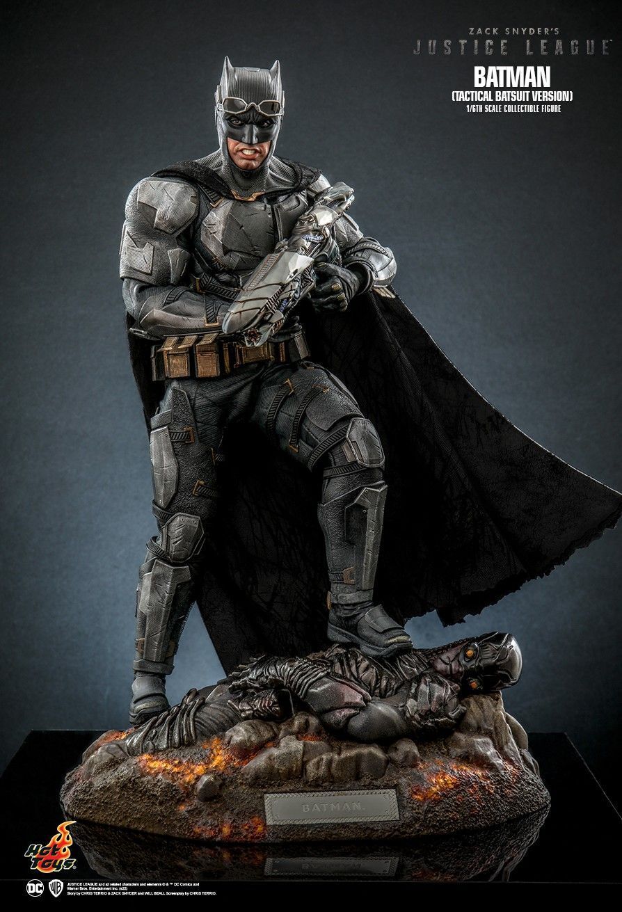 [IN STOCK in HK] Hot Toys TMS085 Zack Snyder's Justice League Batman Tactical Batsuit Version 1/6