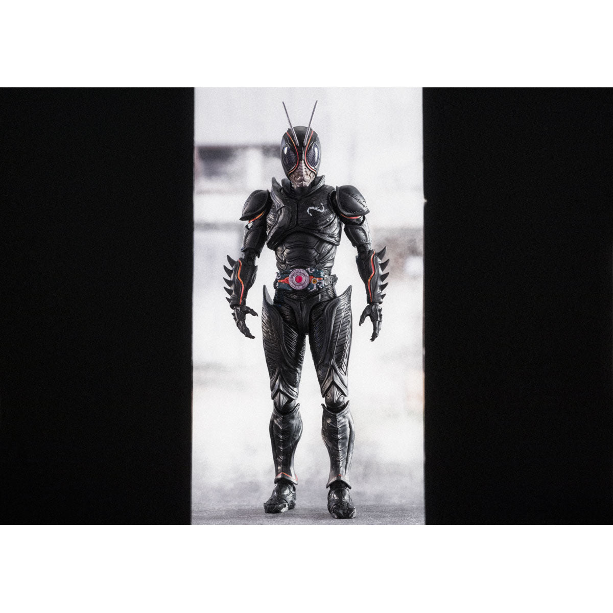 [PRE-ORDER] S.H.Figuarts Battle Hopper Kamen Rider Black Sun